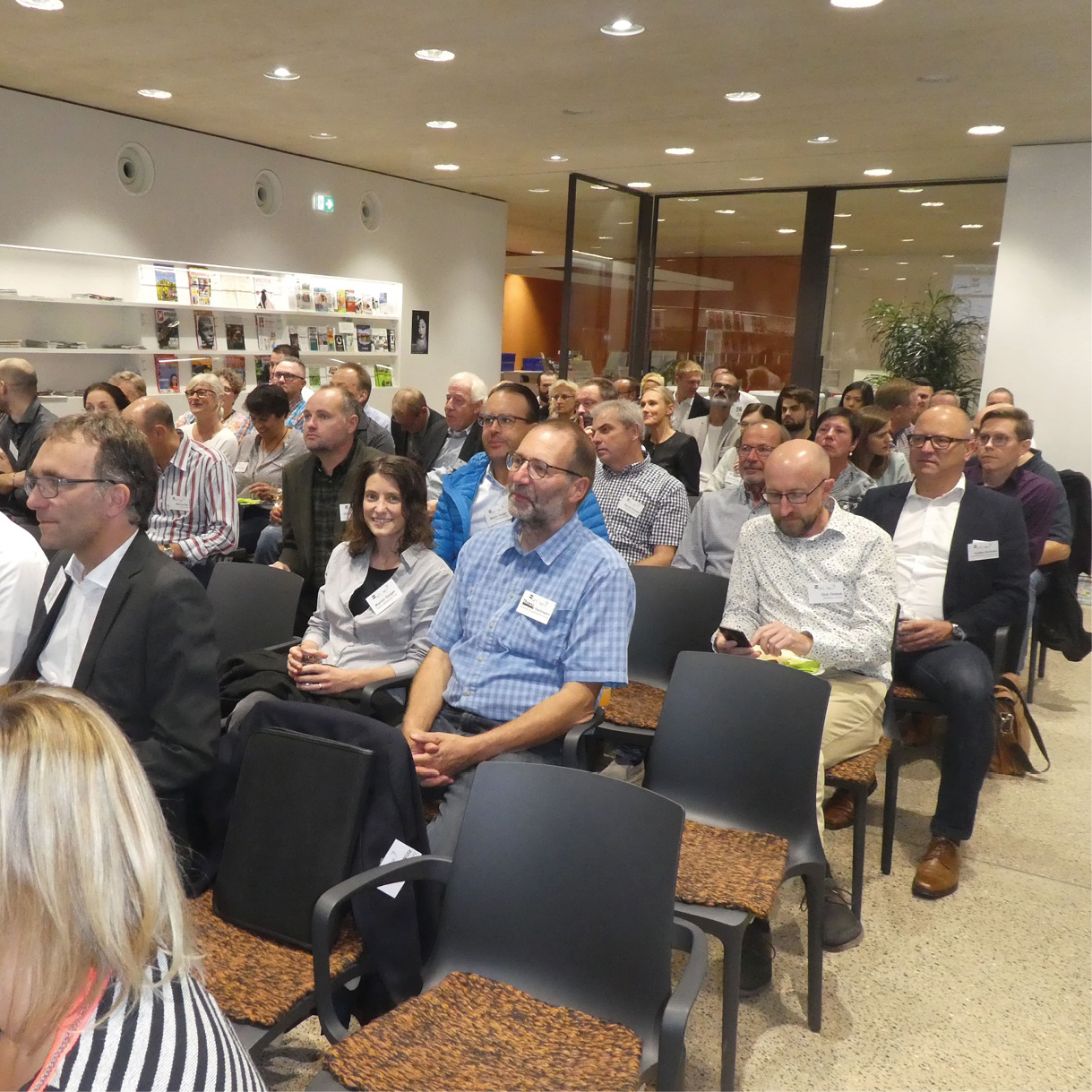 Treffen HGV-Unternehmer-Netzwerk Rottenburg in der Stadtbibliothek
