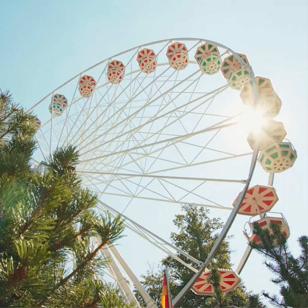 Riesenrad im Vergnügungspark "Traumland"