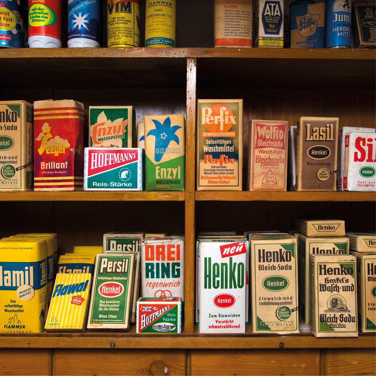 Alte Verpackungen im Tante-Emma-Laden