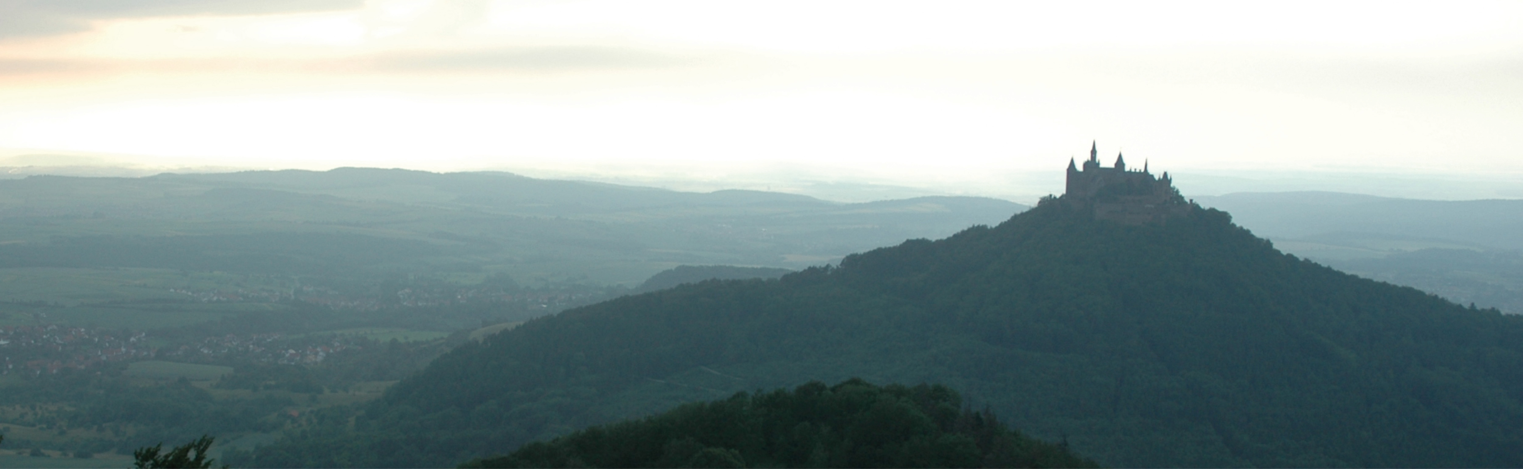 Burg Hohenzollern aus der Ferne